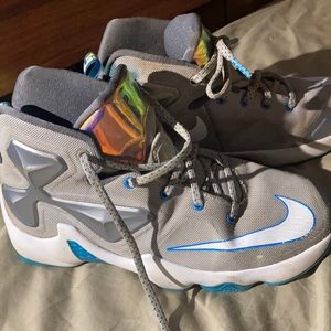 Kids Nike Lebron 13